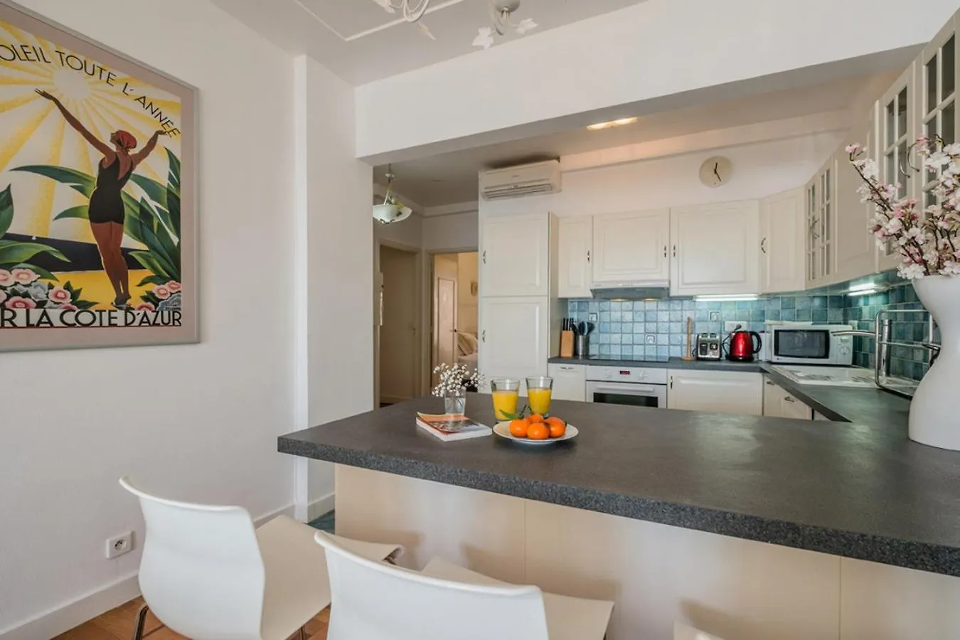 Luxury Apartment On Promenade Des Anglais In Nice